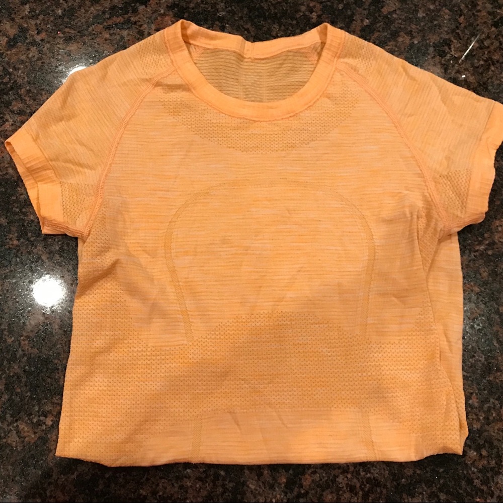 Lululemon short sleeve swiftly size 4